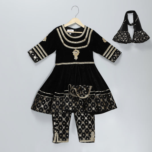 Black  color anarkali set with duppata