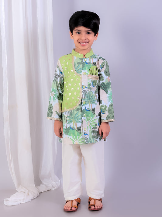 Green jungle printed kurta pyjama with chanderi panels