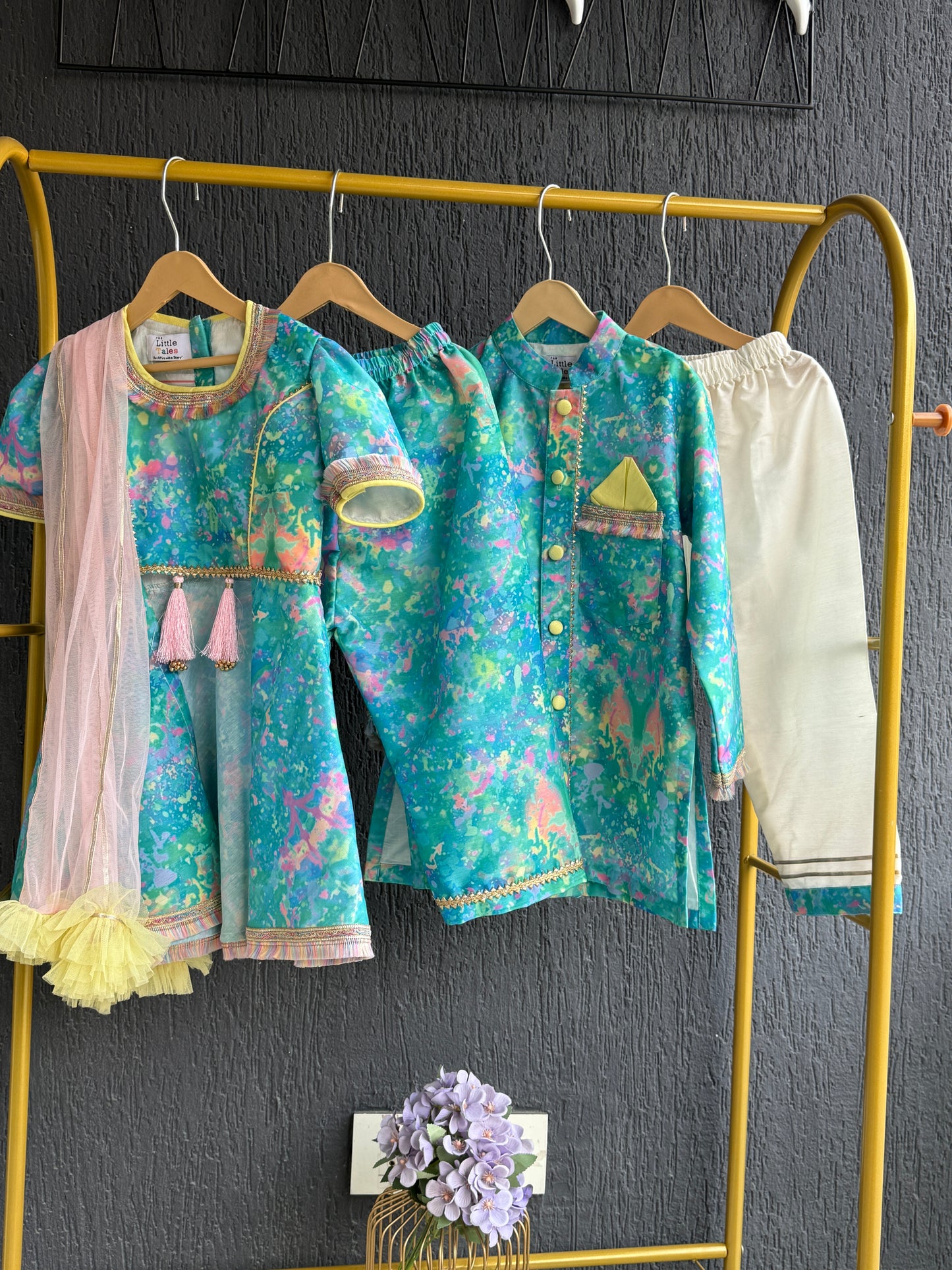 bule holi print kurta set