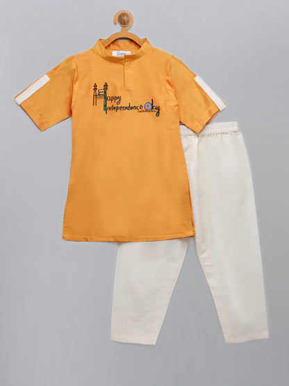 Happy Independence Day Embroidered Kurta Pyjama set